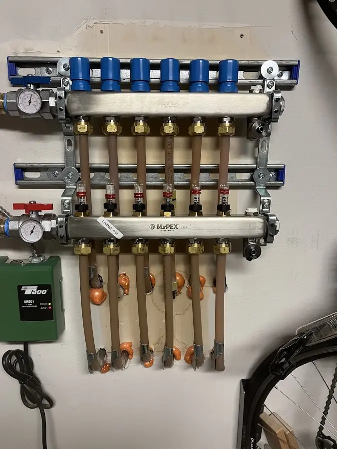 Plumber performing Leak Detection at a residential property in Santa Teresa